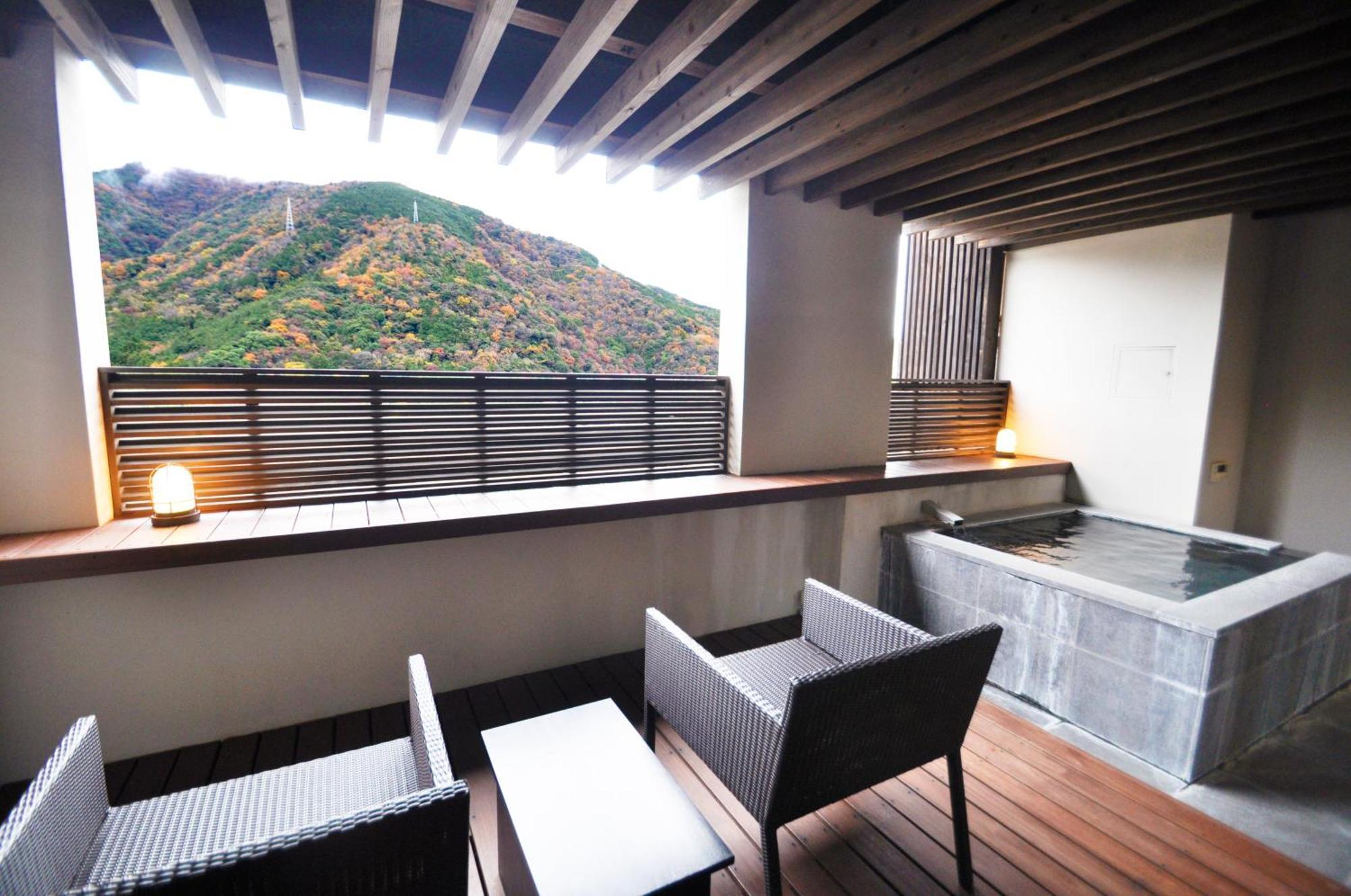 Aura Tachibana Hotell Hakone Exteriör bild