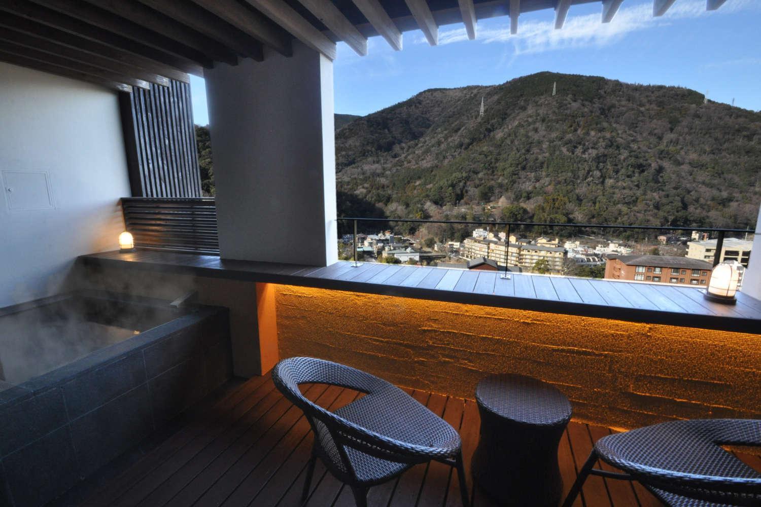 Aura Tachibana Hotell Hakone Exteriör bild